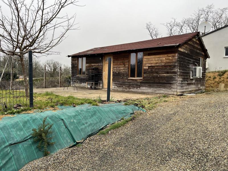 Propriété - 95 m² - 5 pièces