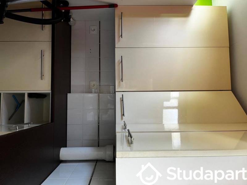 Appartement - 95 m² - 6 pièces