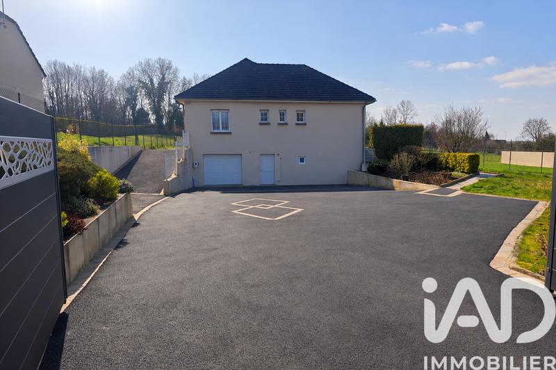 Maison - 200 m² - 10 pièces