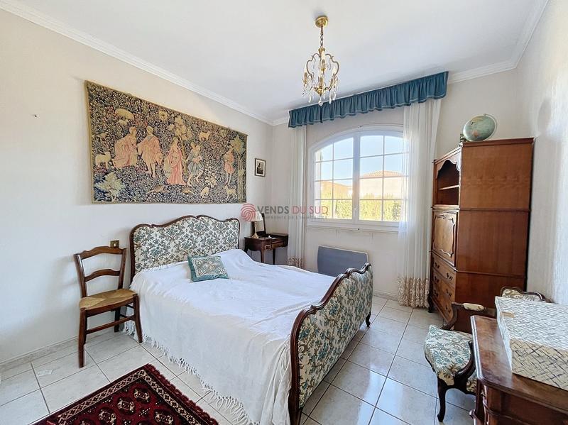 Maison - 185 m² - 5 pièces