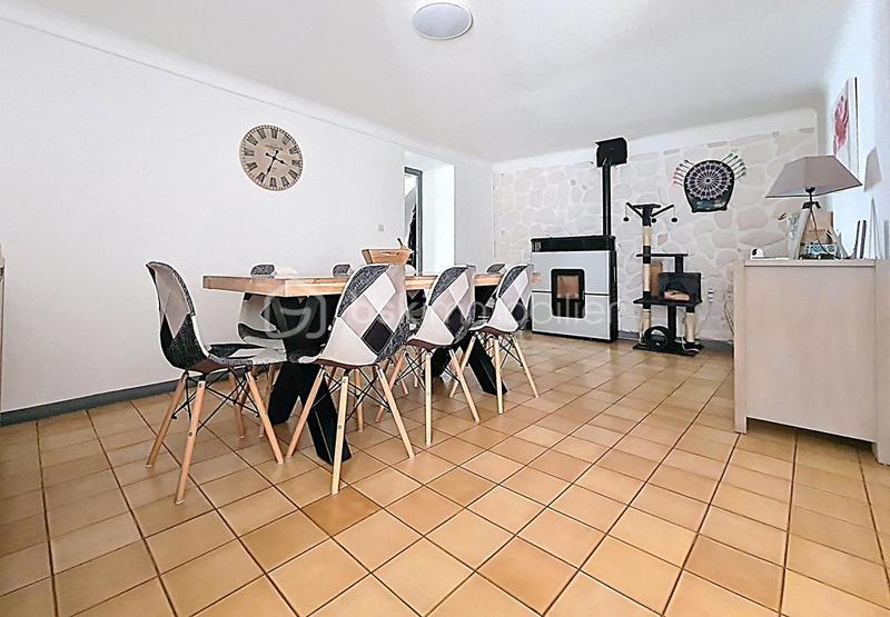 Maison de village - 130 m² - 6 pièces