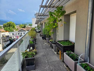 Appartement - 105 m² - 4 pièces