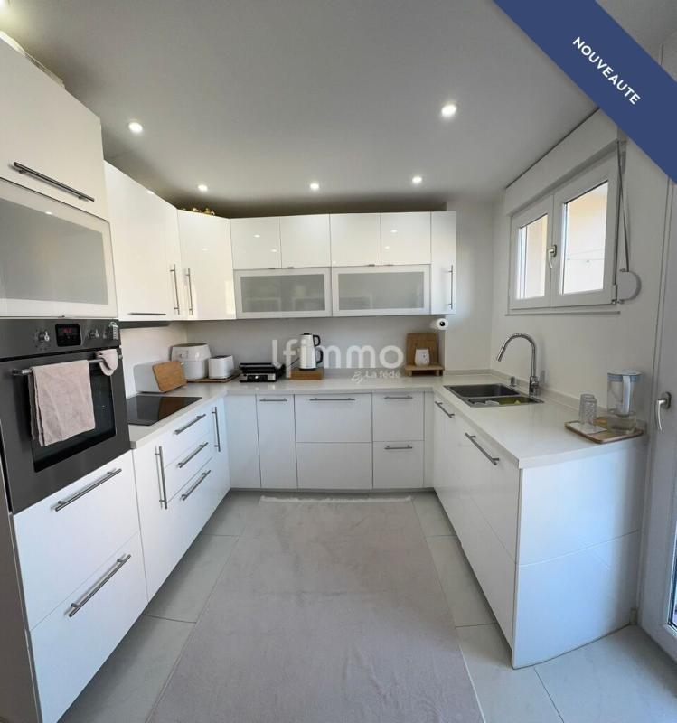 Appartement - 97 m² - 3 pièces