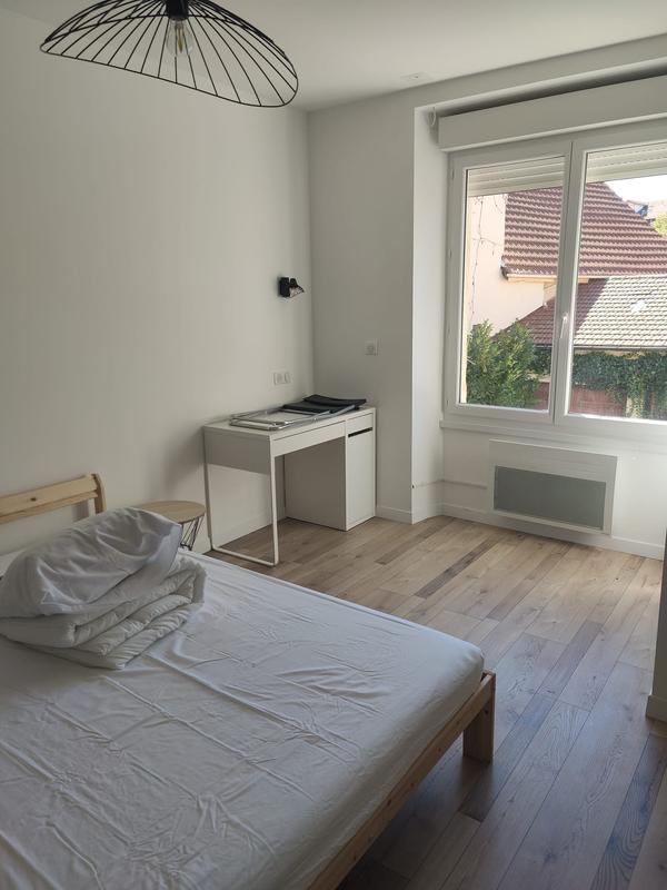 Appartement - 105 m² - 4 pièces