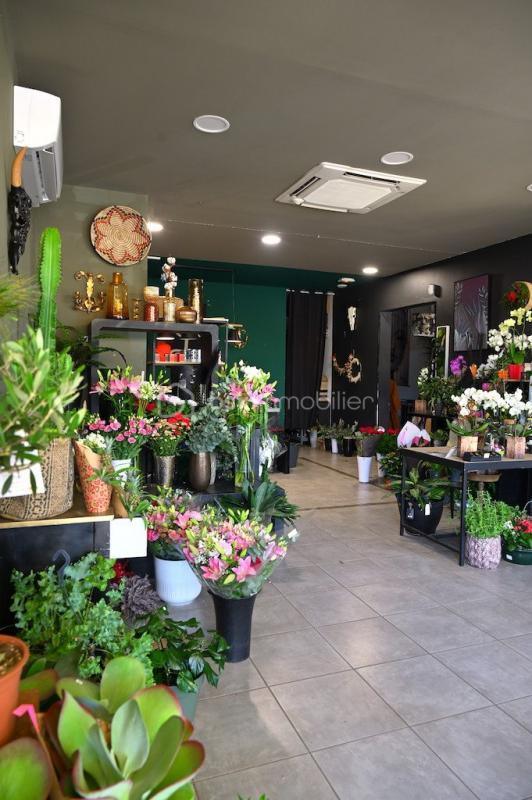 Local commercial - 71 m² - 2 pièces