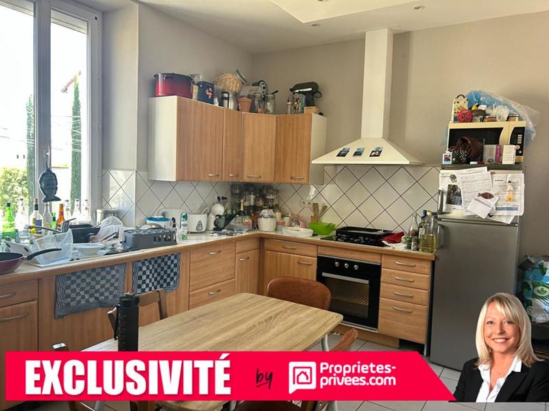 Immeuble - 200 m² - 7 pièces