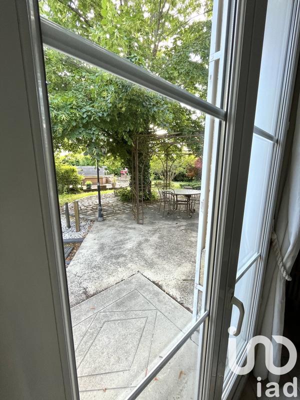 Maison - 215 m² - 7 pièces