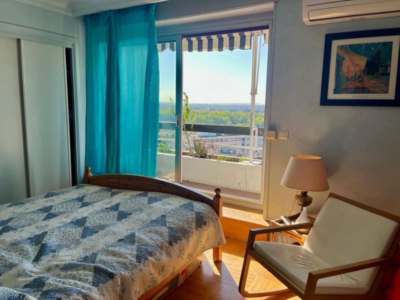 Appartement - 125 m² - 5 pièces