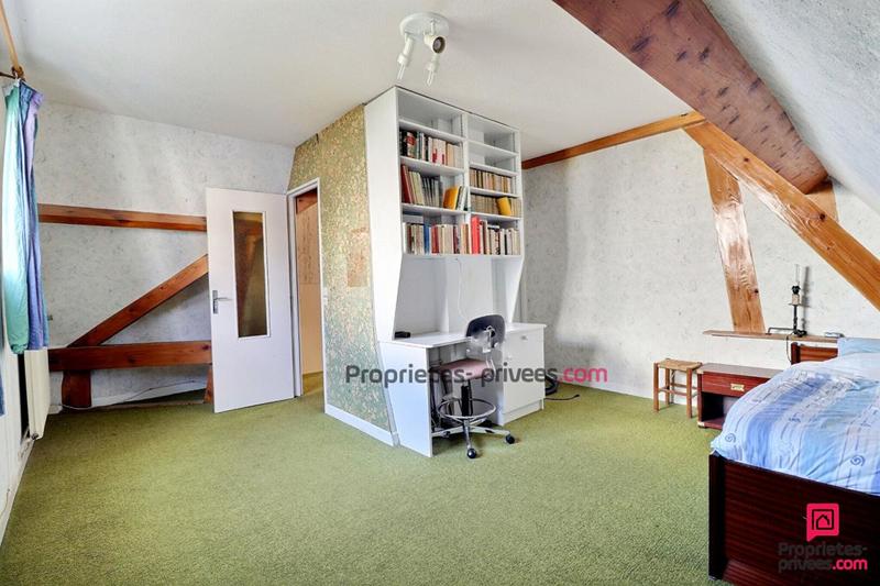 Maison - 150 m² - 8 pièces