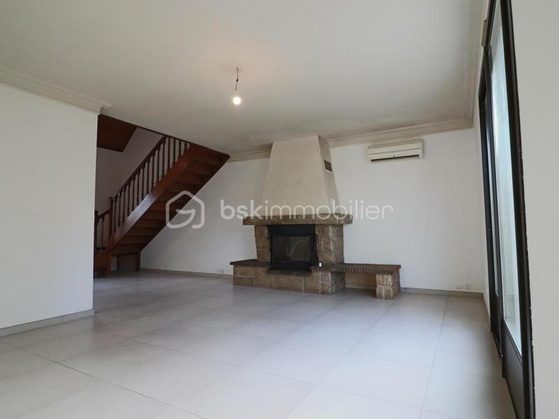 Demeure - 125 m² - 6 pièces