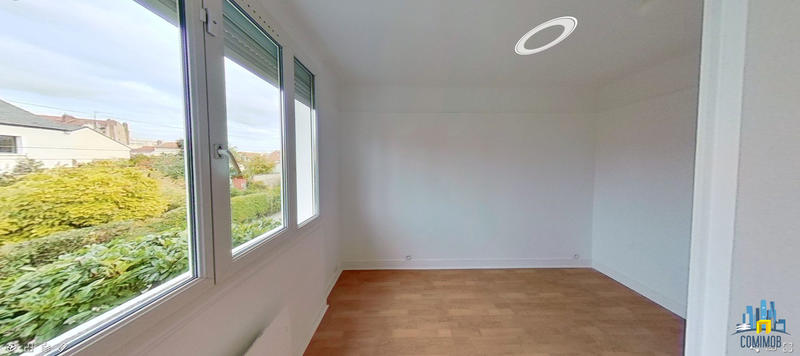 Maison - 94 m² - 5 pièces