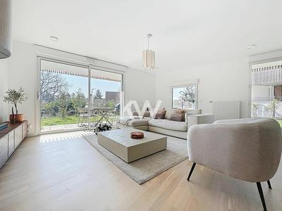 Appartement - 117 m² - 5 pièces