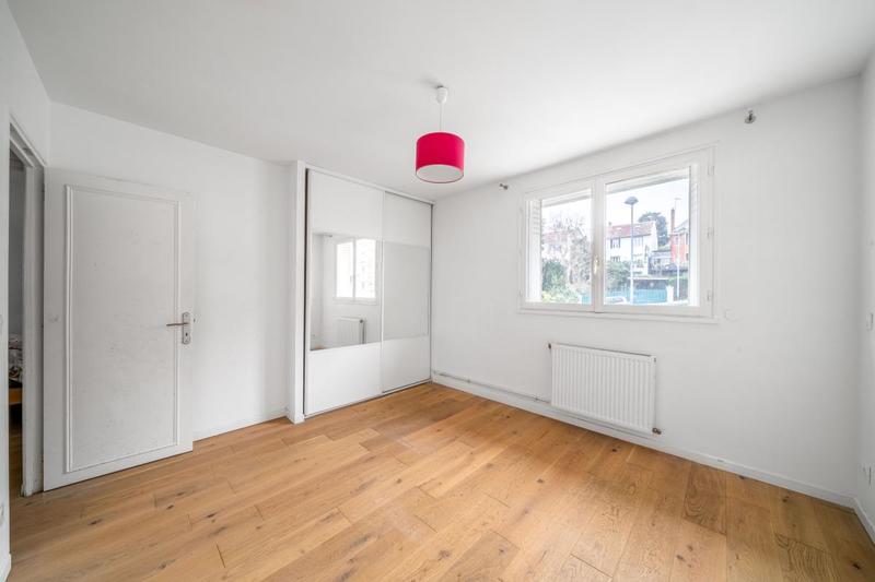 Maison - 166 m² - 5 pièces