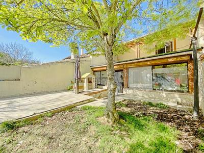 Maison - 121 m² - 5 pièces