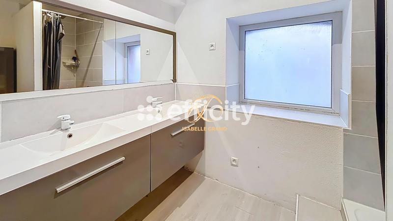 Appartement - 60 m² - 2 pièces