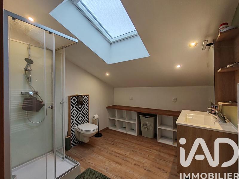 Maison - 203 m² - 8 pièces