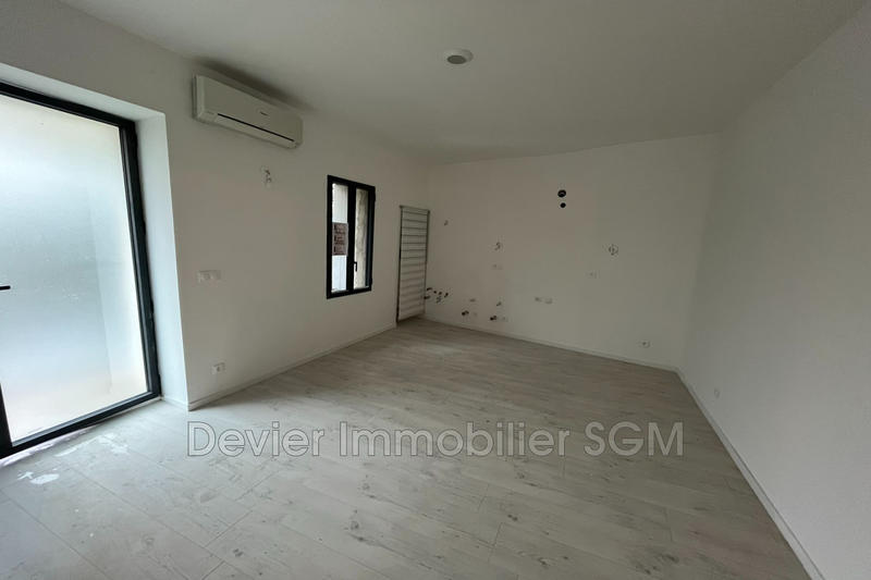 Maison - 307 m² - 7 pièces