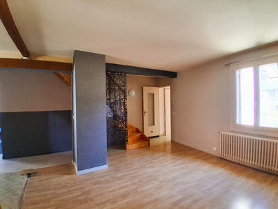 Maison - 106 m² - 4 pièces