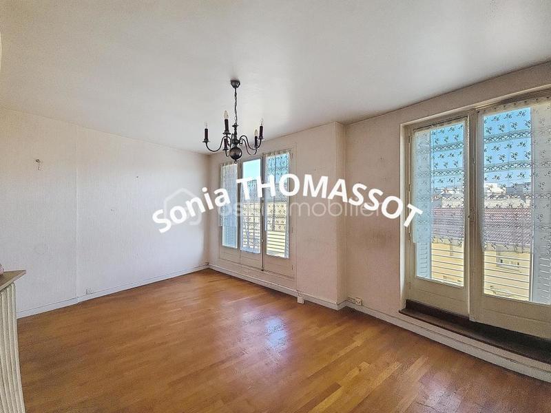 Appartement - 61 m² - 4 pièces