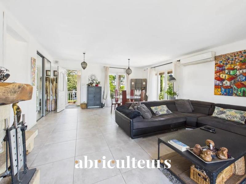 Maison ancienne - 192 m² - 7 pièces