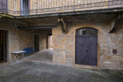 Maison ancienne - 200 m² - 12 pièces