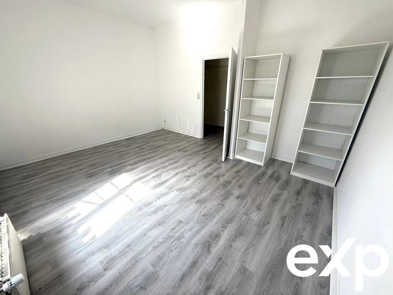 Château - 1 200 m² - 26 pièces