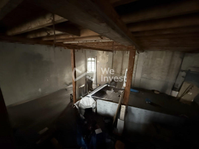 Immeuble - 1 900 m²