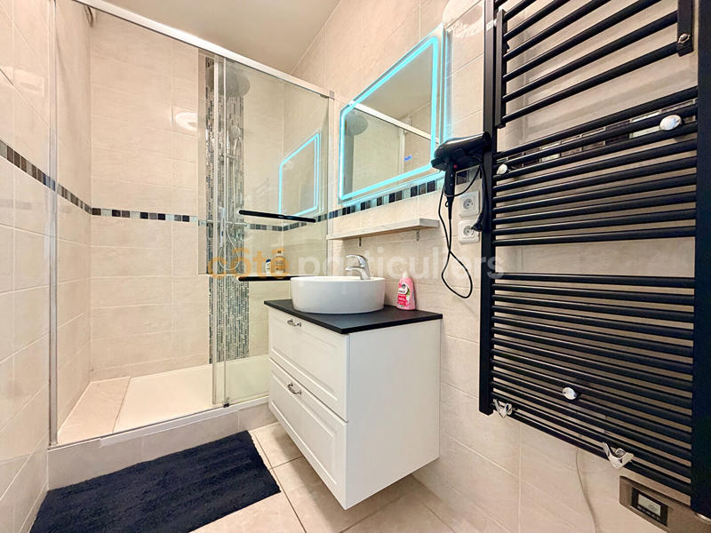 Appartement - 57 m² - 3 pièces