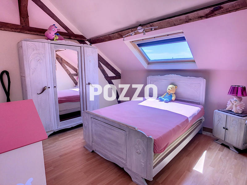 Maison - 295 m² - 10 pièces