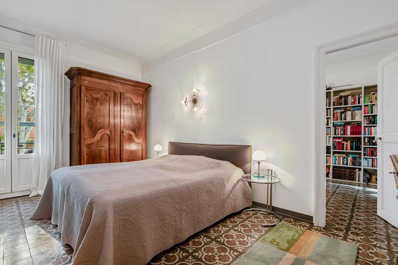 Maison - 186 m² - 8 pièces