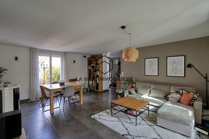 Maison - 135 m² - 6 pièces