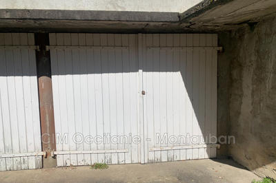 Parking / Garage - 12 m²