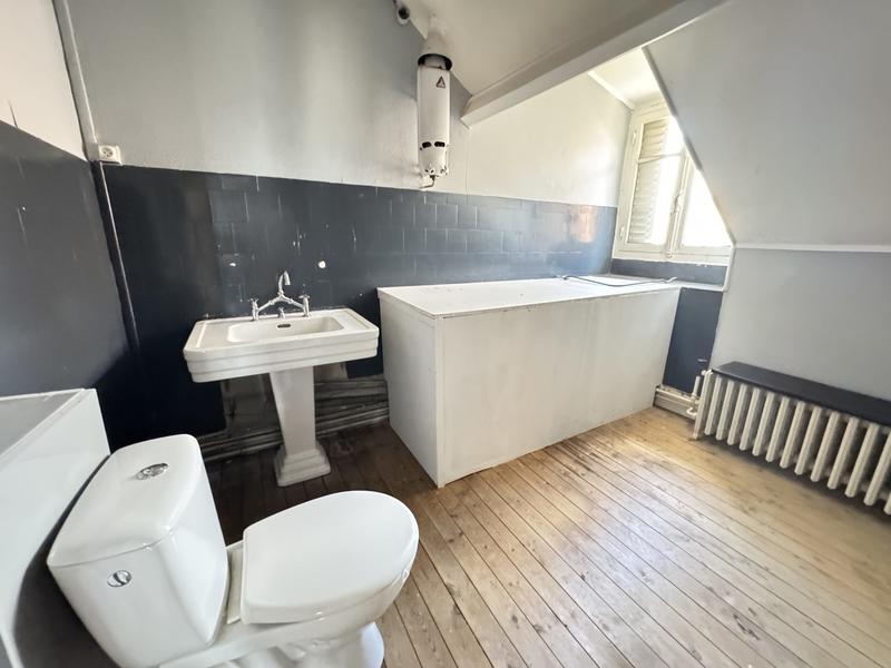 Maison - 105 m² - 5 pièces