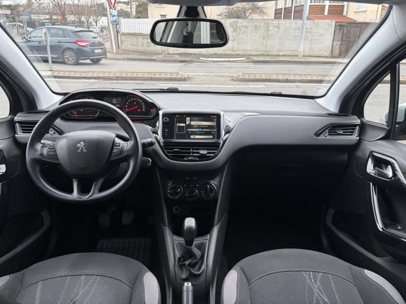 Peugeot 208 1.2 VTi 82 Active - 4 options incluses