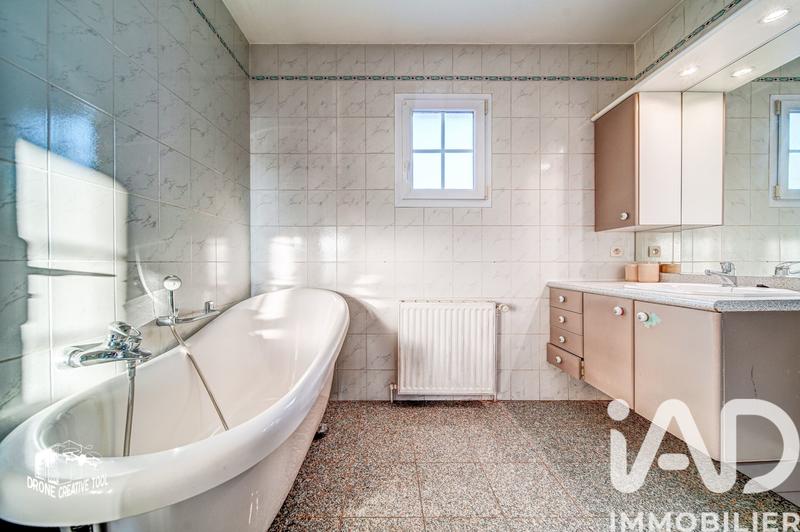 Maison - 101 m² - 5 pièces