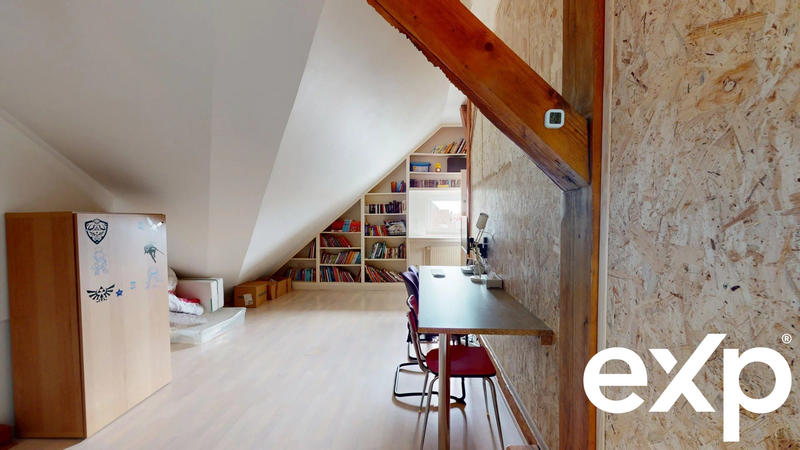 Appartement - 147 m² - 7 pièces