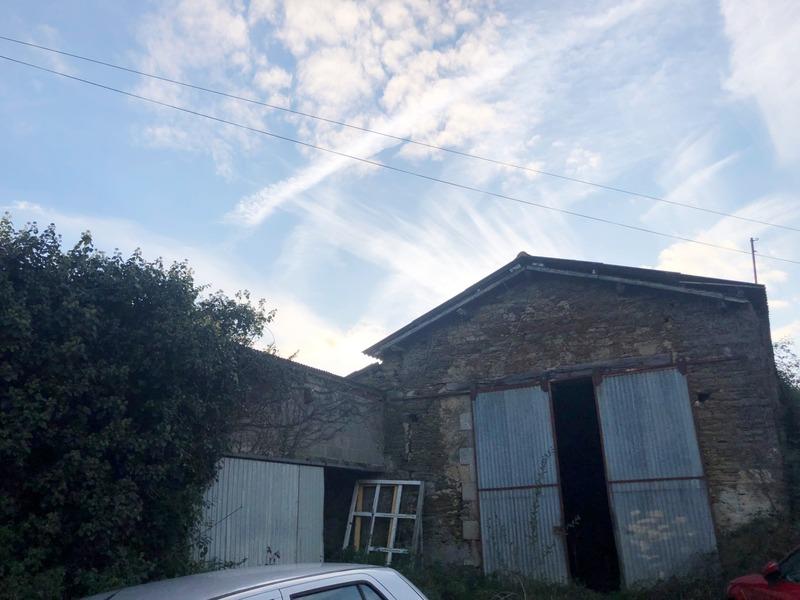 Grange - 200 m² - 2 pièces