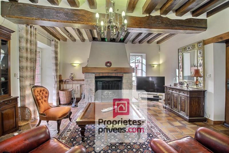 Maison - 210 m² - 8 pièces