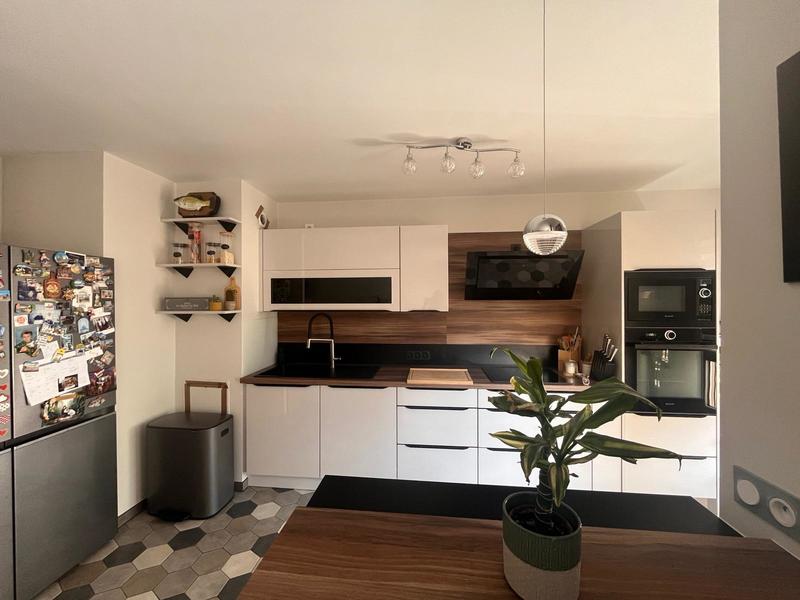 Appartement - 72 m² - 3 pièces