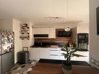 Appartement - 72 m² - 3 pièces