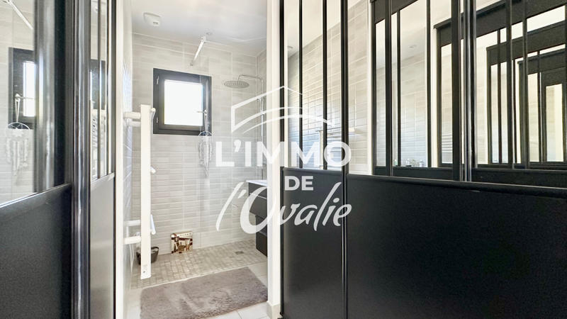 Maison - 110 m² - 5 pièces