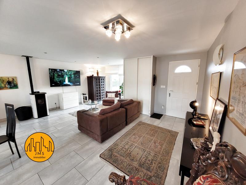 Maison - 112 m² - 4 pièces