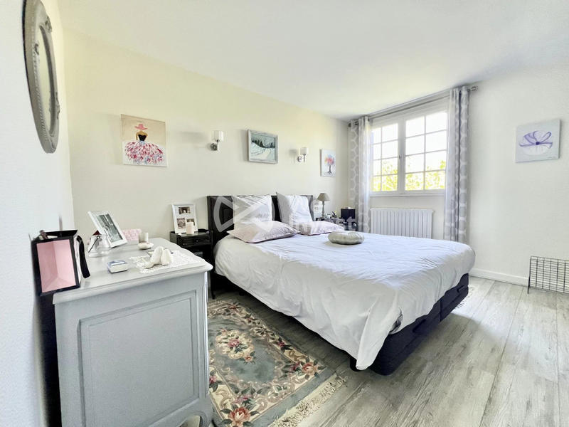 Maison - 183 m² - 7 pièces