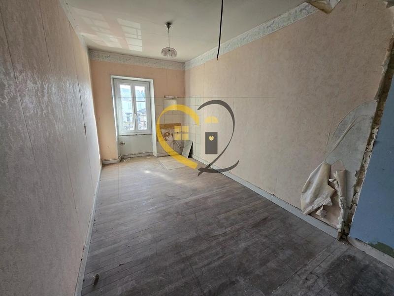 Immeuble mixte - 170 m² - 6 pièces