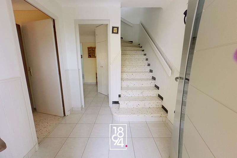 Villa - 131 m² - 6 pièces