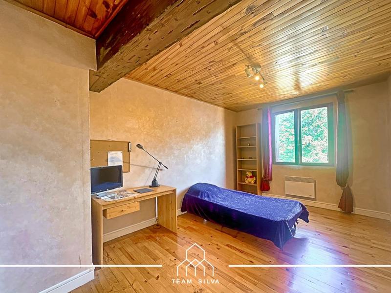 Maison - 194 m² - 5 pièces