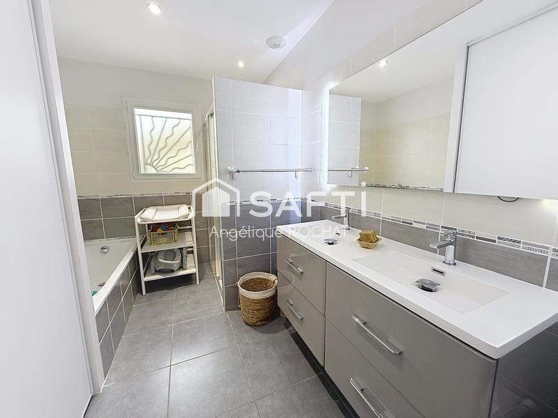 Maison - 96 m² - 4 pièces