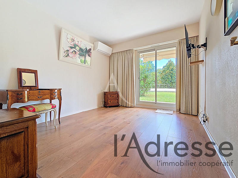 Appartement - 98 m² - 4 pièces