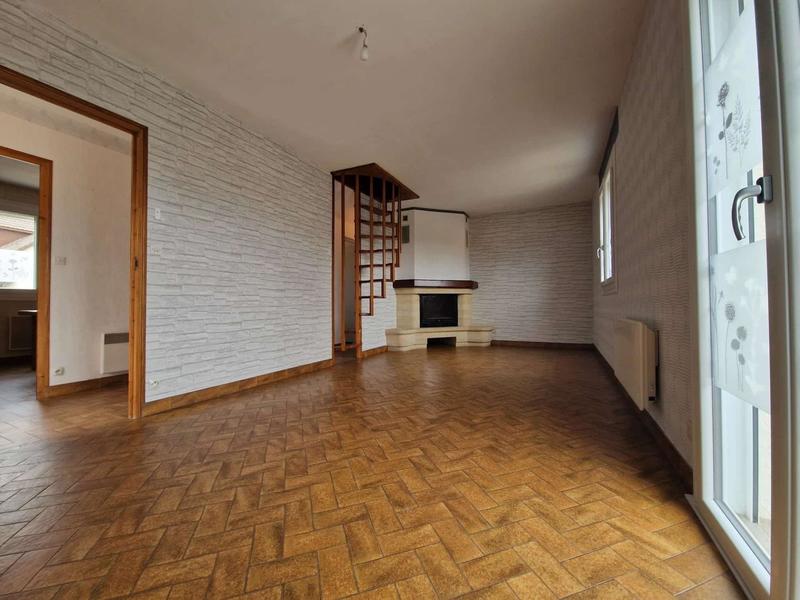 Maison - 107 m² - 7 pièces