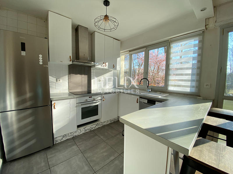 Appartement - 65 m² - 4 pièces